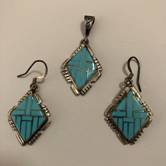 Native American Inlay Pendant & Earring Set - Picture 2 of 10